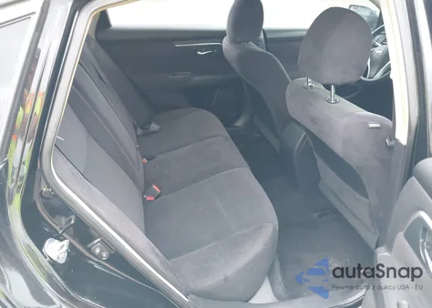 2013 Nissan Altima 2.5 z USA, uszkodzony, nr VIN 1N4AL3AP5DN461492